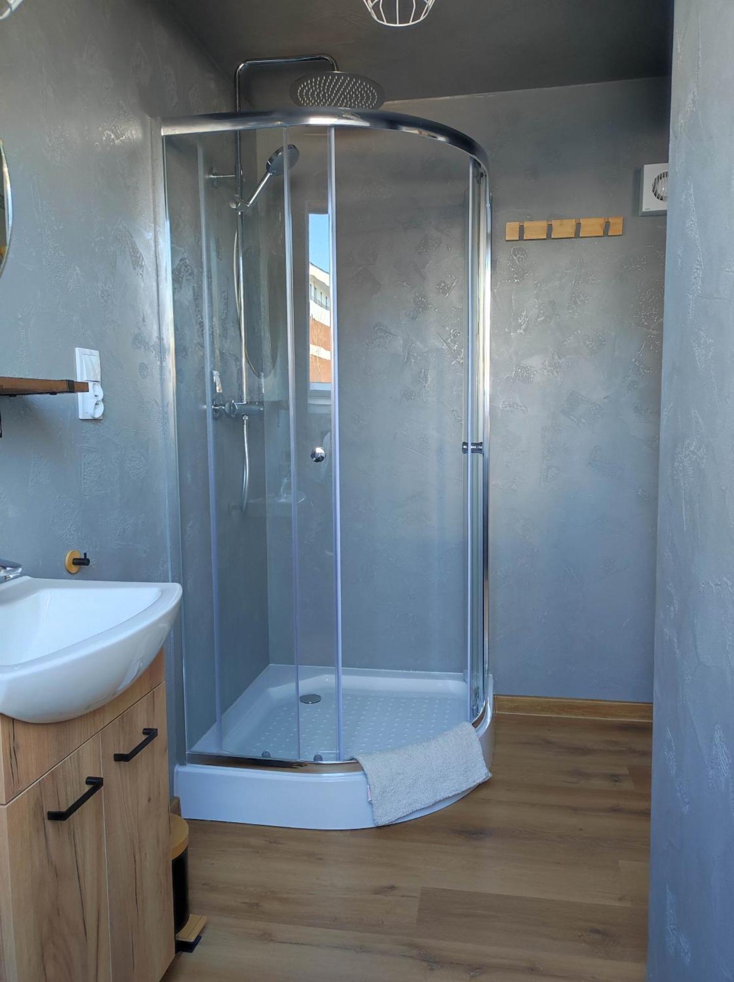 Nowe Apartamenty Na Swiatowida Vito Apartments "Centrum"Molo 5 Min Spacerem" Miedzyzdroje Exterior photo